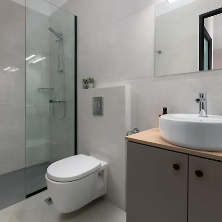 Elxis Luxury Apartment *